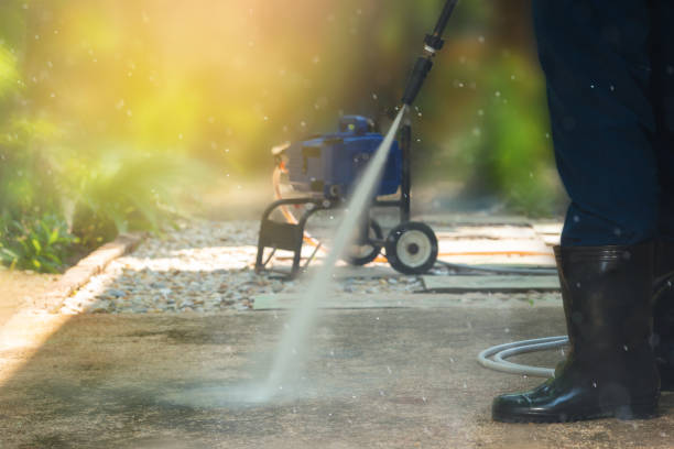 Post-Construction Pressure Washing in Wayland, IA